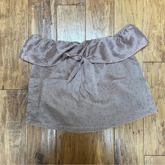 Line & Dot Allegra Top - Picture 2 of 3